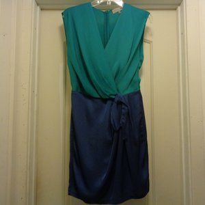 HEED SILK LOOK & FEEL CROSS OVER SIDE TIE DRESS S